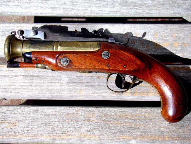 A beautiful 18th century Naval officers' flintlock brass barreled blunderbuss pistol with snap bayonet by James Daniel of Birmingham circa 1780-1790. — image 5